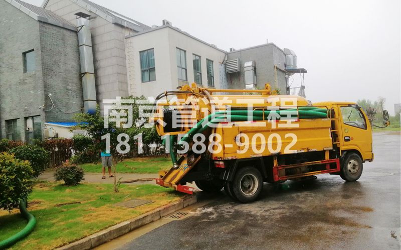 246蓓蕾小区化粪池清理